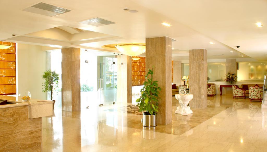 Hampshire Plaza Hotell Hyderabad Eksteriør bilde