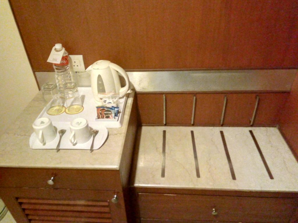 Hampshire Plaza Hotell Hyderabad Eksteriør bilde