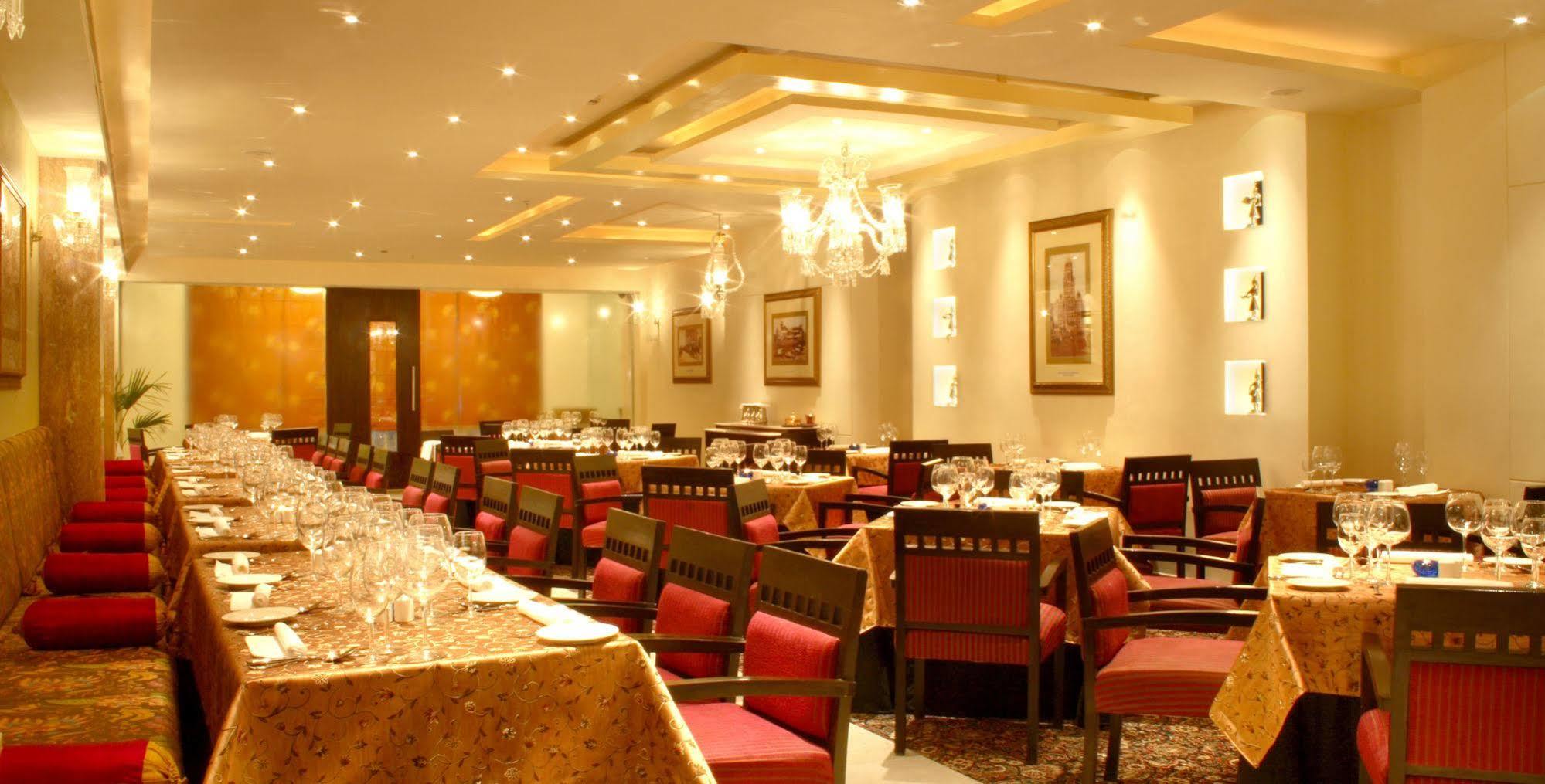 Hampshire Plaza Hotell Hyderabad Eksteriør bilde