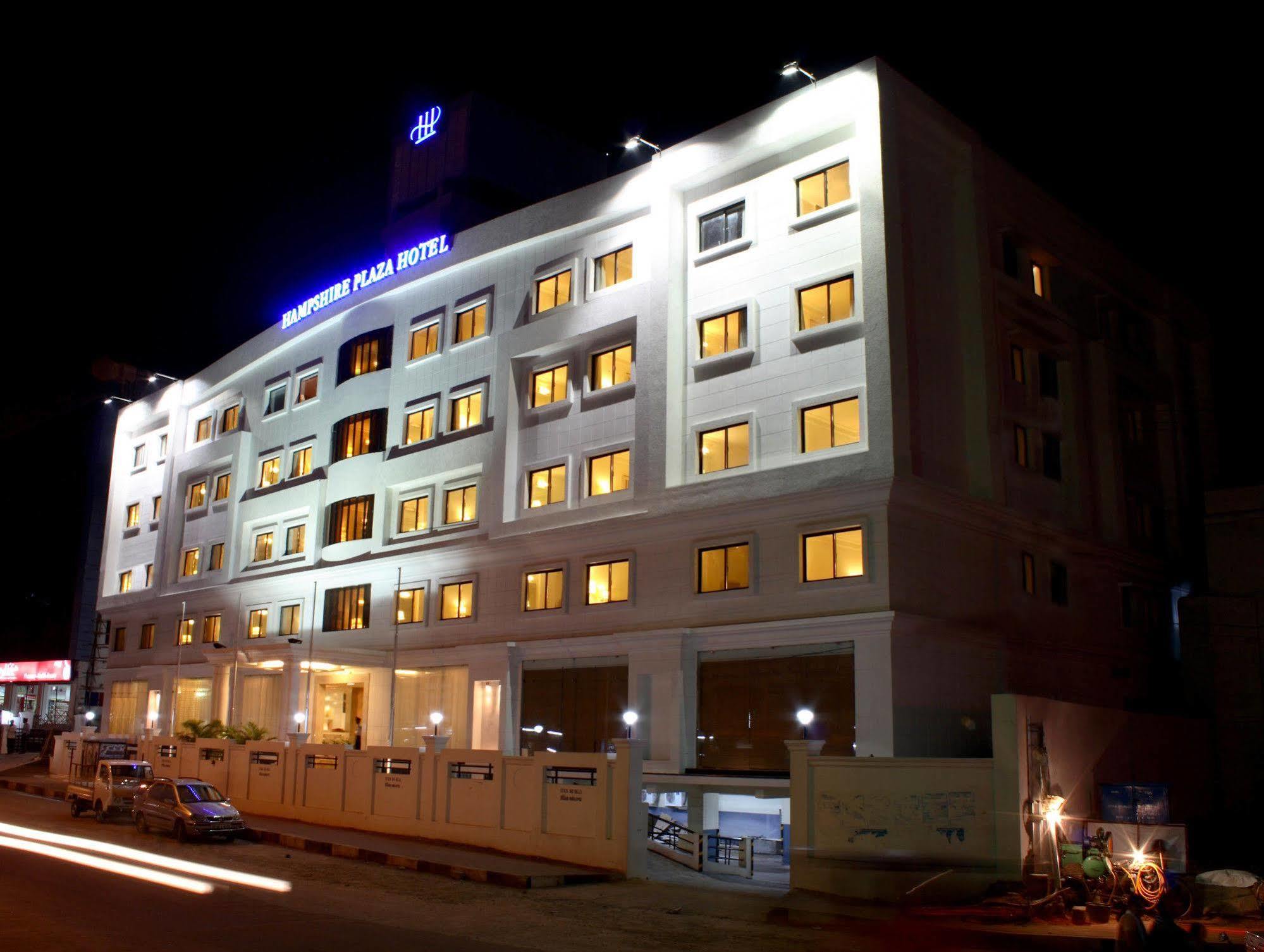 Hampshire Plaza Hotell Hyderabad Eksteriør bilde